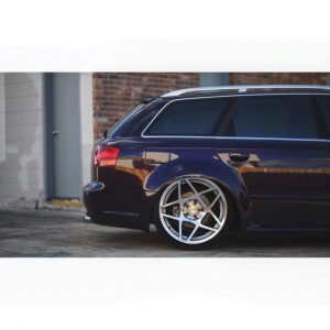 @prezzis RS4 tucking thos @prezzis RS4 tucking thos