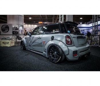 LB Works Mini 
@essenmoto