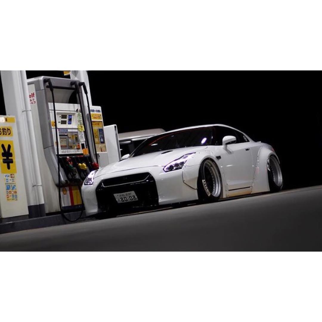 LB GTR out in Japan 
3SDM