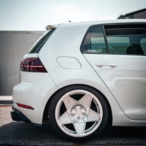 3SDM 0 05 x VW Golf MK7