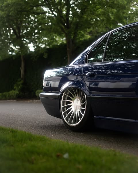 3SDM 0.04  x BMW E38 | DNh0L-ppXk